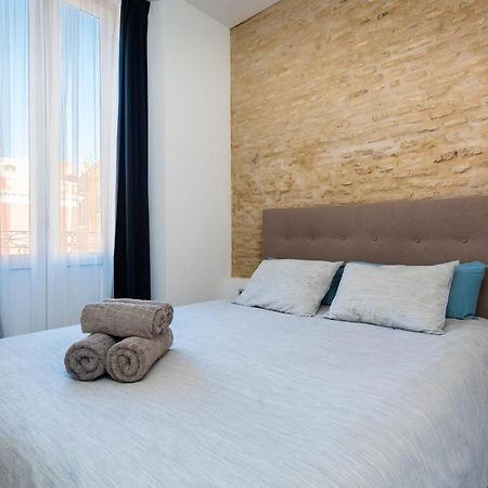 Apartamentos Adriano Sevilla Exteriör bild